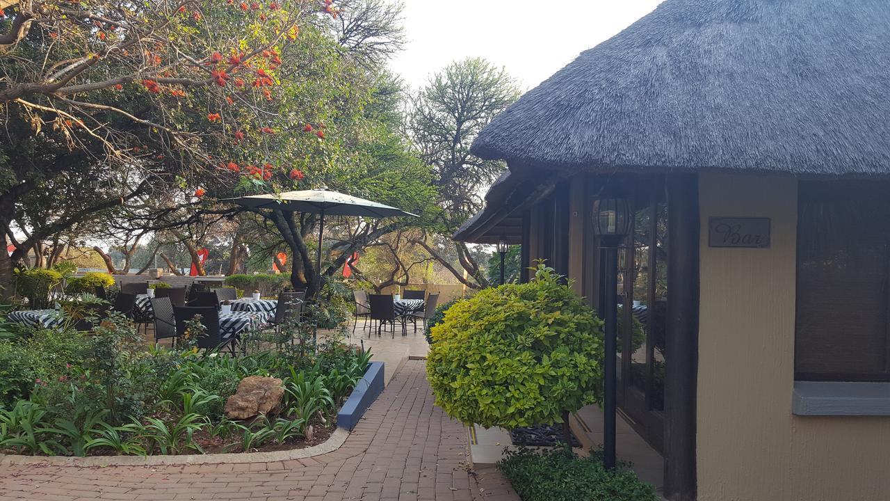 Black Eagle Hotel & Spa Roodepoort Exterior foto